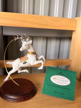 1994 Hallmark Keepsake Ornament Collector’s Club Limited Edition Ornament